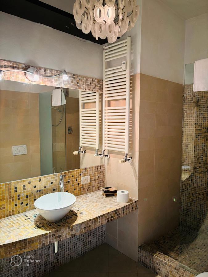 Central Station Suite โบโลญญา ภายนอก รูปภาพ